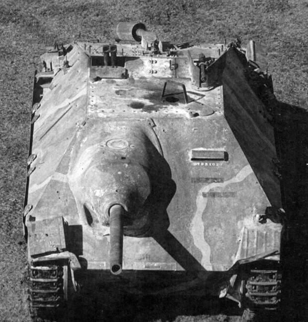 Jagdpanzer 38, выпущенный в ноябре 1944 года. С минимальными изменениями машина выпускалась вплоть до завершения серийного производства артиллерия, бронетехника, вмв, германия