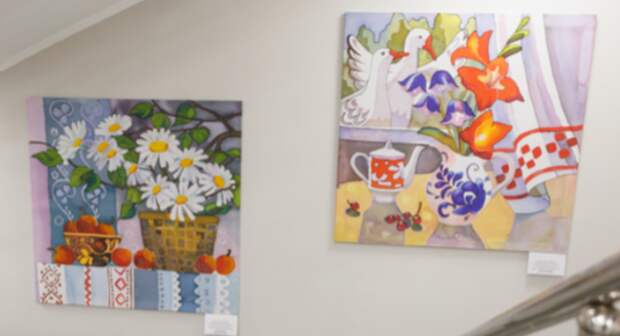 Выставка «Русские сезоны» открылась в студенческом общежитии училища искусств в Череповце