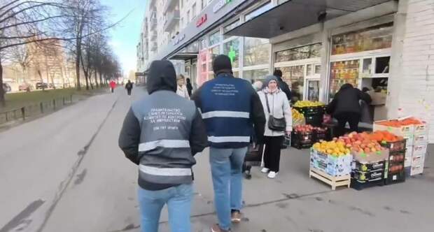 ККИ: торговцы лишились 350 кг фруктов и овощей во время рейда на Художников