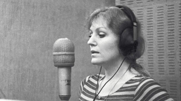 Боль и молитвы: спустя 40 лет после смерти Анны Герман найдены ее тайные записи