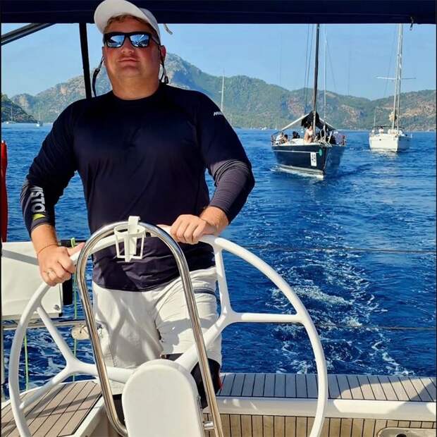 Алексей Халявин и «пионерлагерь для взрослых» под парусами