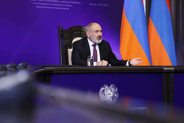 В парламенте Армении после выступления Пашиняна подрались депутаты
