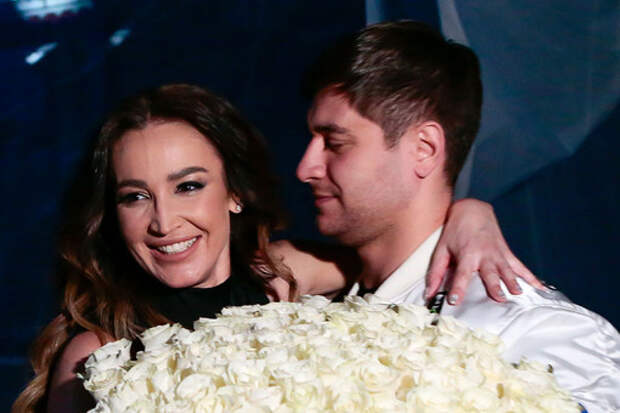 Певица Бузова призналась, что избегала Даву два года после расставания