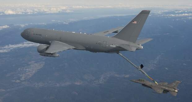 У Boeing новые проблемы: теперь с военным самолётом-заправщиком