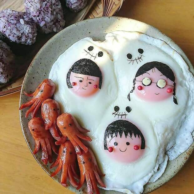 Девушка из Японии создает шедевры из еды для своей семьи