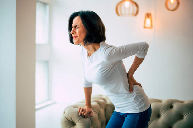 The Lancet: женщины чаще мужчин страдают от болей в спине и деменции