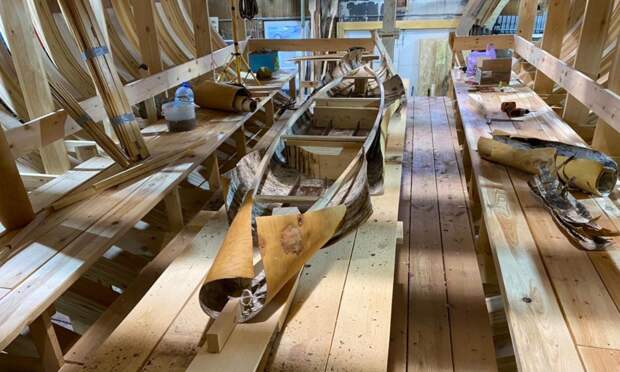 В Архангельске 9 октября спустят на воду берестяную лодку