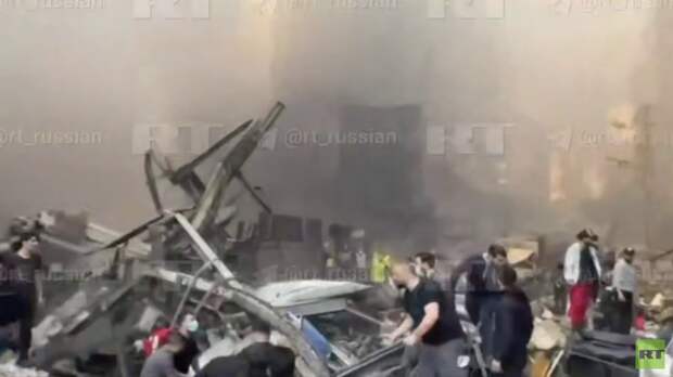 RT показал последствия удара Израиля по Бейруту