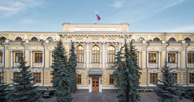 Петербургский и московский банки остались без лицензии