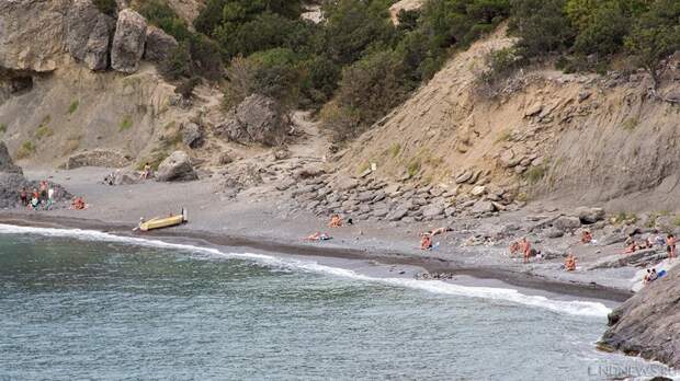 Губернатор Кубани попросил исключить восемь галечных пляжей Анапы из зоны ЧС