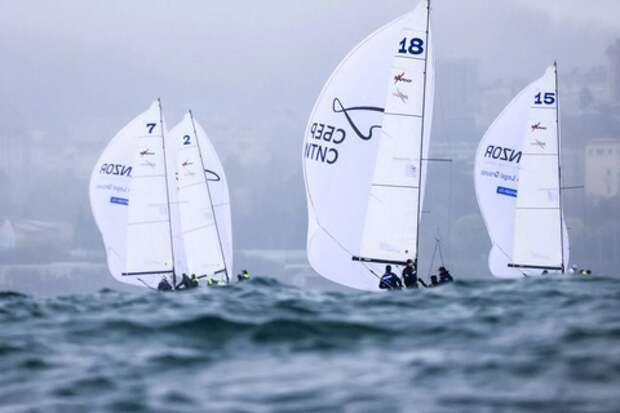 Непростая борьба под проливным дождём: финальный этап парусных гонок «Кубок Тензор Элит 2025/2026» прошёл в Сочи