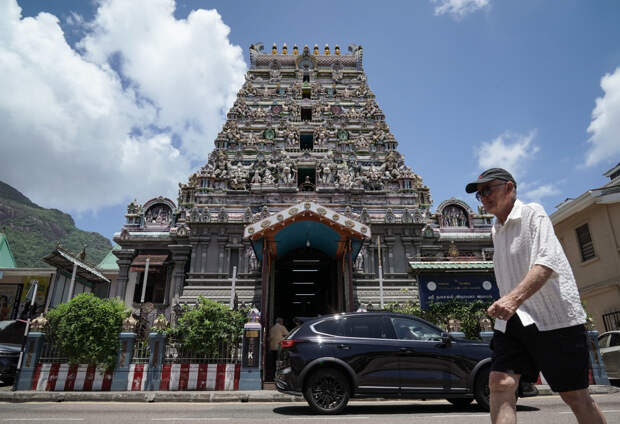 Десятки россиян застряли на любимом курорте богачей из-за отмены рейсов на Ближнем Востоке