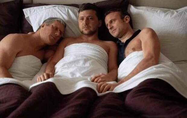 СМИ: коллаж с Зеленским, Стармером и Макроном в постели нашли в файлах Эпштейна