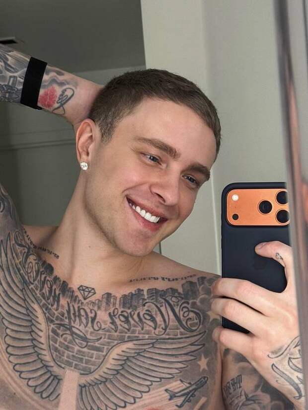 Егор Крид показал откровенные фото после смены имиджа