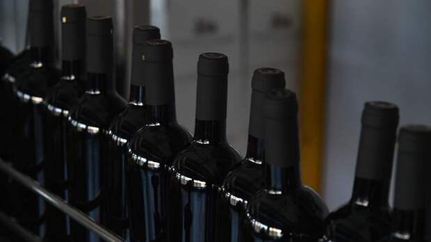 Минцифры подготовит онлайн-продажу вина на маркетплейсах в 2026 году