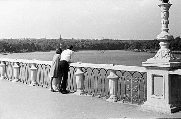 Донецк. В парке Щербакова. Лето 1968 года.