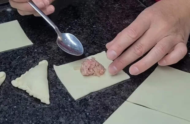 Минимум продуктов — гора восторга: бюджетный рецепт мясных малюток для всей семьи