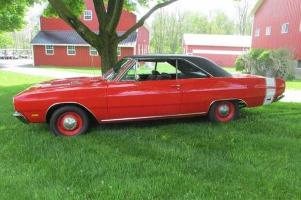 Dodge Dart Swinger 1969 года, который почти 40 лет простоял в гараже