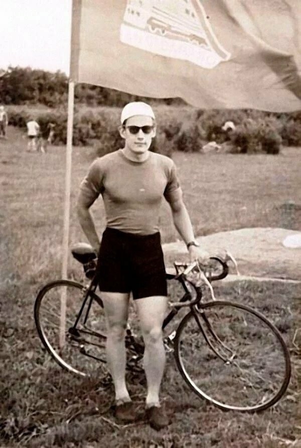 Мастер спорта, член сборной СССР по велоспорту, Алан Чумак Мастер спорта, член сборной СССР по велоспорту, Алан Чумак