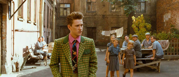 Кадр из фильма «Стиляги»