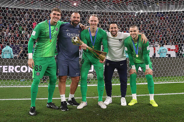 Сафонов правда подвинет Шевалье? — Аргонавтика