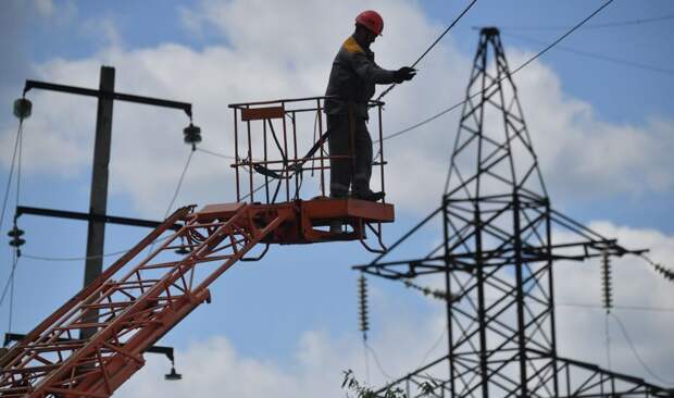 Два микрорайона города-спутника ЗАЭС Энергодара обесточены после атаки БПЛА