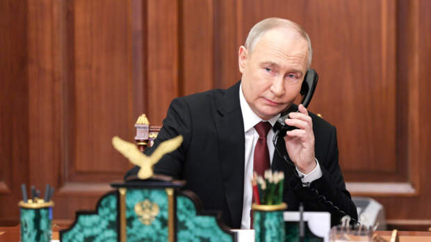 «Абсолютный трудоголик»: Песков рассказал о рабочем графике Путина