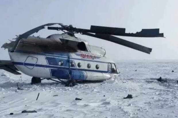Появились первые кадры с места жесткой посадки вертолета Ми-8 на Ямале