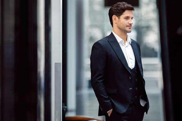 Актер Марк Богатырев опроверг слухи о романе с Никой Здорик