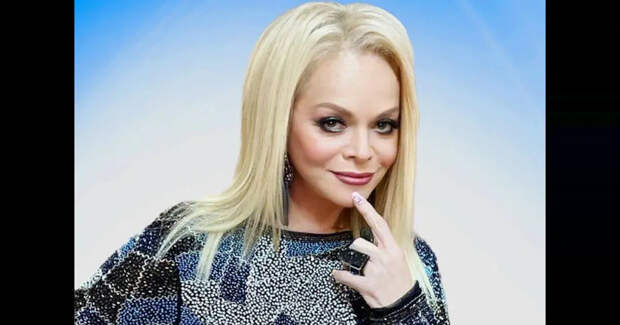 12 лет не платила налоги: Лариса Долина потратит 50 млн рублей за ликвидацию самодельного пруда