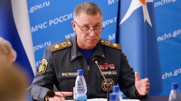 Путину доложили о гибели главы МЧС Евгения Зиничева