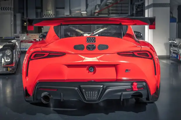 Toyota выпустила Supra по цене двух BMW X4 M