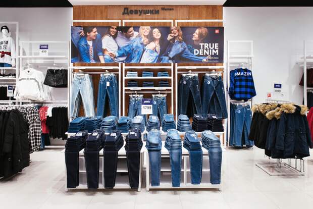Gloria Jeans займет место Uniqlo в «Доме мод» Петербурга