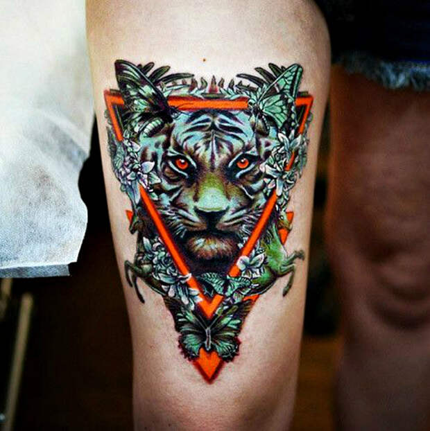 Татуировка с изображением Тигра.