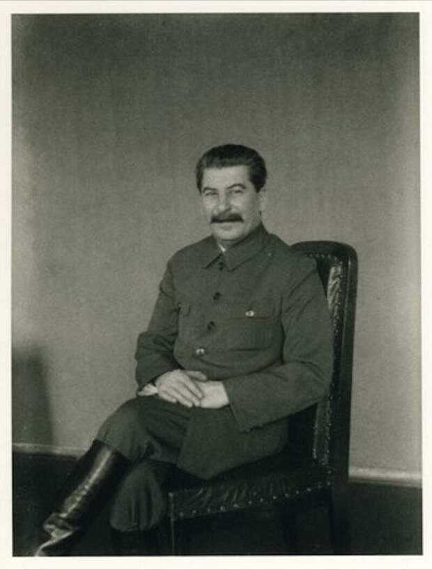 Единственный случай, когда Сталин позировал фотографу