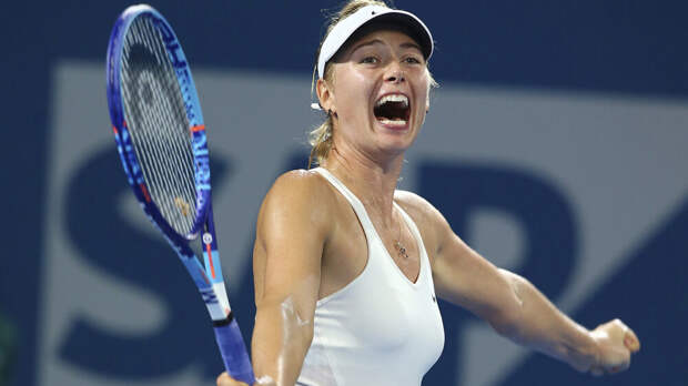 Мария Шарапова расплакалась во время церемонии включения в Зал теннисной славы