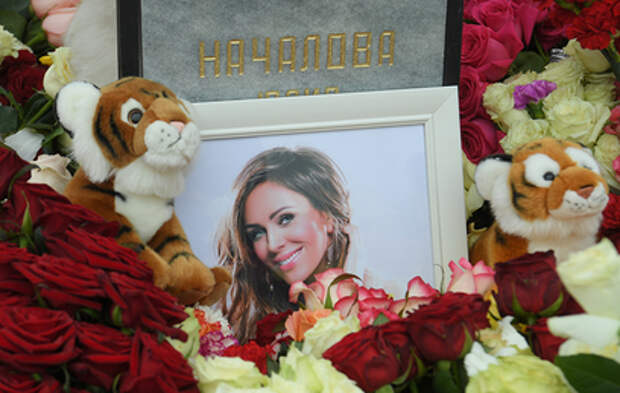 Панайотов не пришел на могилу Началовой в ее юбилей