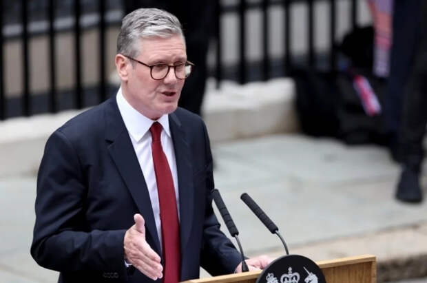 В Британии предупредили о скорой отставке Стармера при провале на выборах