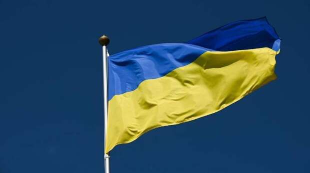 Фейковый фронт: почему на Украине заговорили о введении военного положения