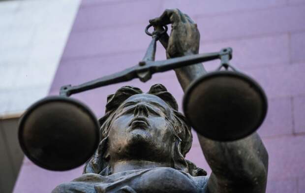 Житель Подмосковья попытался отсудить половину груди своей жены при разводе