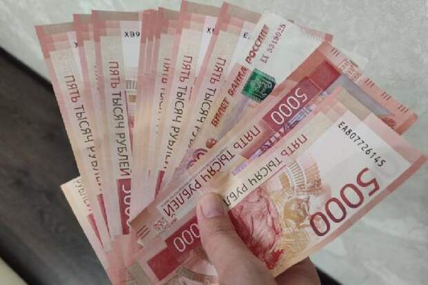 Тамбовчане и представители бизнеса стали хранить больше денег в банках