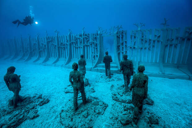 Первый в Европе подводный музей Atlantico