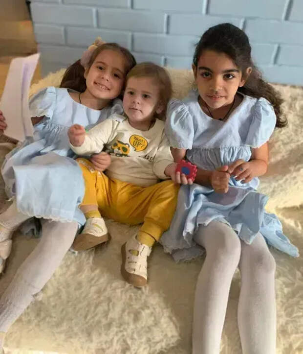 Дети Маргариты Симоньян и Тиграна Кеосаяна