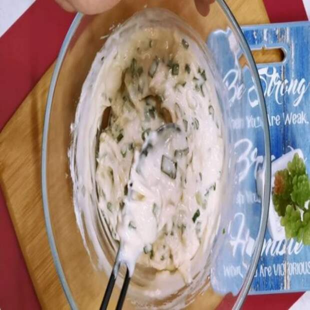 Самые ленивые сырные лепешки на завтрак. Готовлю на сковородке: даже теста руками не касаюсь