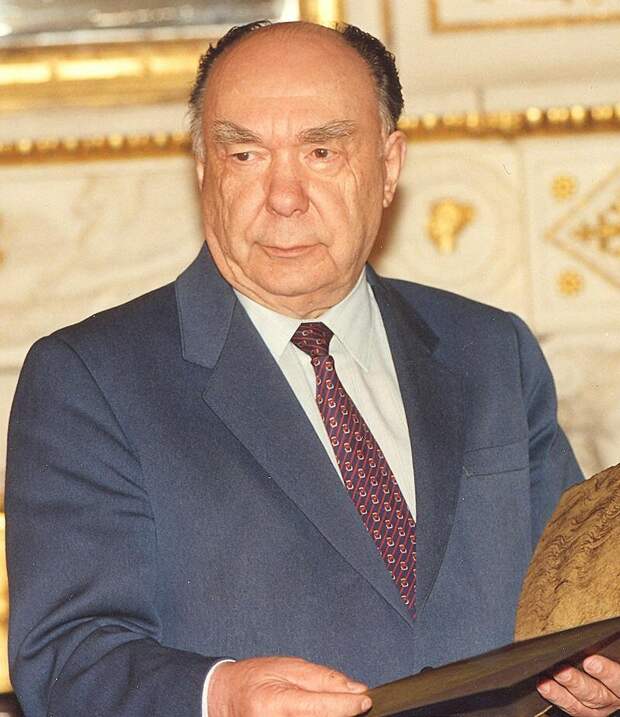 Александр Николаевич Яковлев