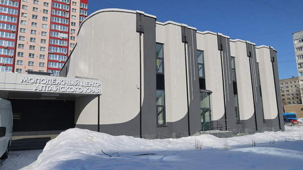Готов снаружи, но не внутри. Реконструкция Дворца молодежи в Барнауле на финишной прямой