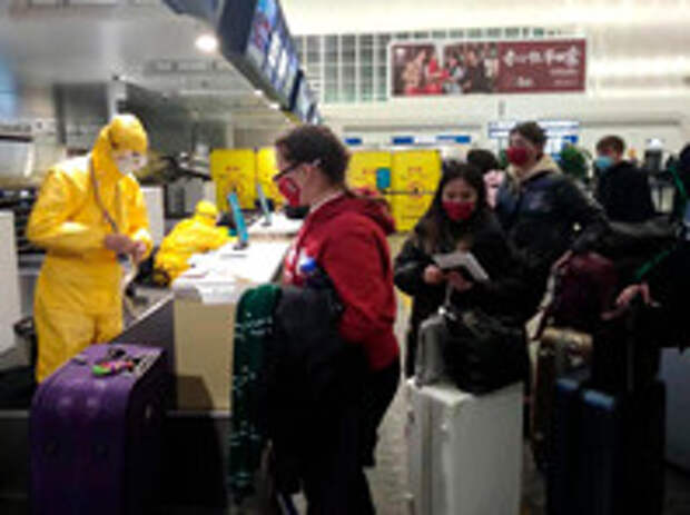 Российские граждане в аэропорту города Ухань, 4 февраля 2020 года Российские граждане в аэропорту города Ухань, 4 февраля 2020 года