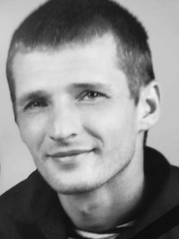 Михаил Развожаев: Сегодня проводили в последний путь двух наших воинов: старшего техника мотострелковой роты, гвардии прапорщика Ивана Михайловича Кулика и командира взвода, старшего лейтенанта Никола
