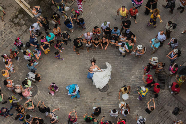 15+ Of The Most Beautiful Wedding Photographs Of 2016