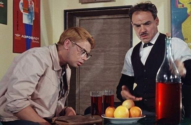 История домашнего вина в СССР: от подвалов до «виноградного урожая»